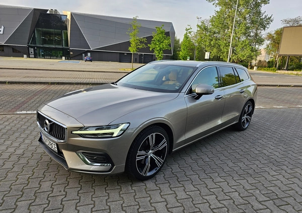 Volvo V60 cena 98500 przebieg: 164354, rok produkcji 2019 z Bydgoszcz małe 781